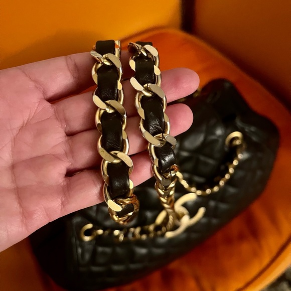 SOLD!! Auth CHANEL RARE Jumbo Maxi Flap Quilted Handbag Chain - Picture 2 of 11